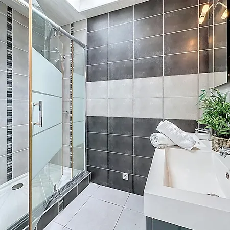 L'ecume By Interhome *