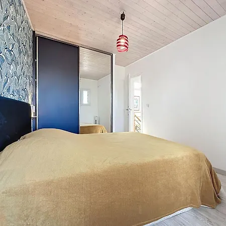 בית נופש L'ecume By Interhome